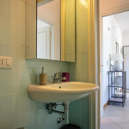 Stazione E Ospedale - Moderna