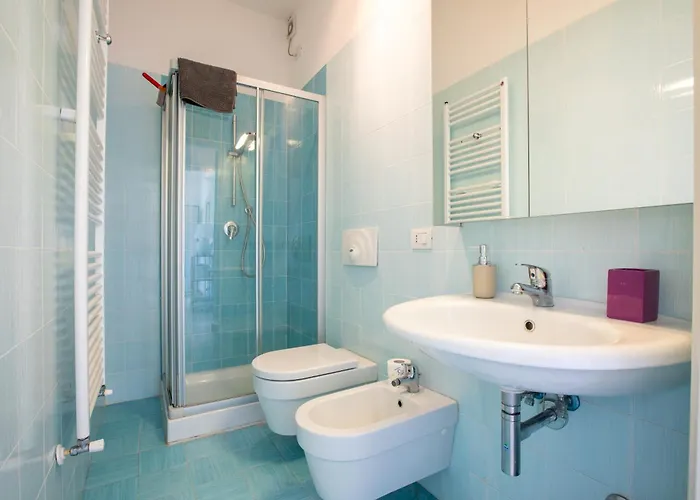 Stazione E Ospedale - Moderna *