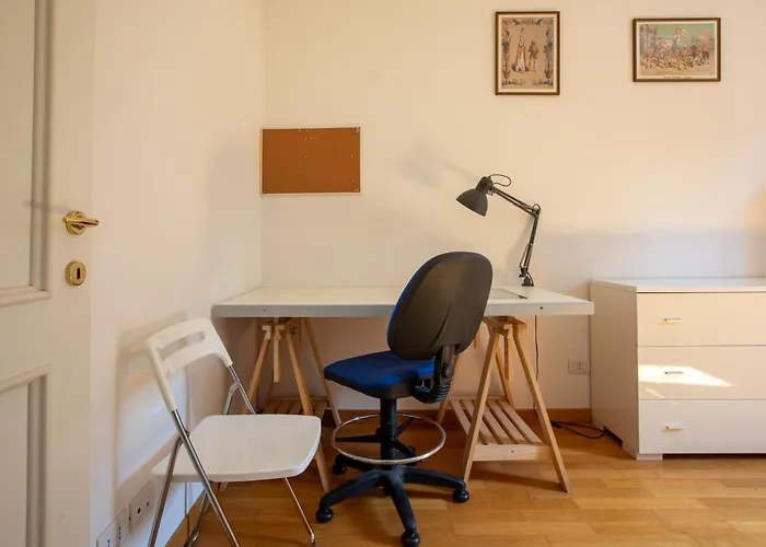 Stazione E Ospedale - Moderna Apartman