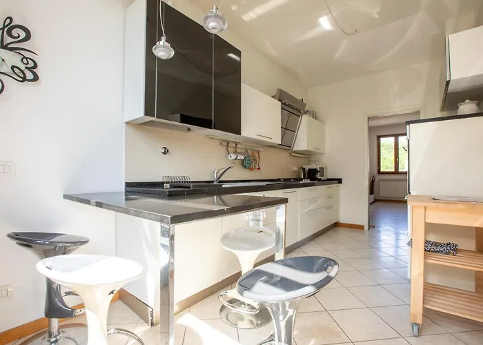 Stazione E Ospedale - Moderna *