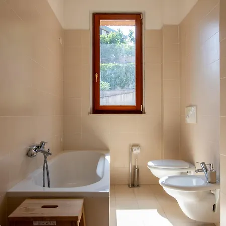 Апартаменти Stazione E Ospedale - Moderna